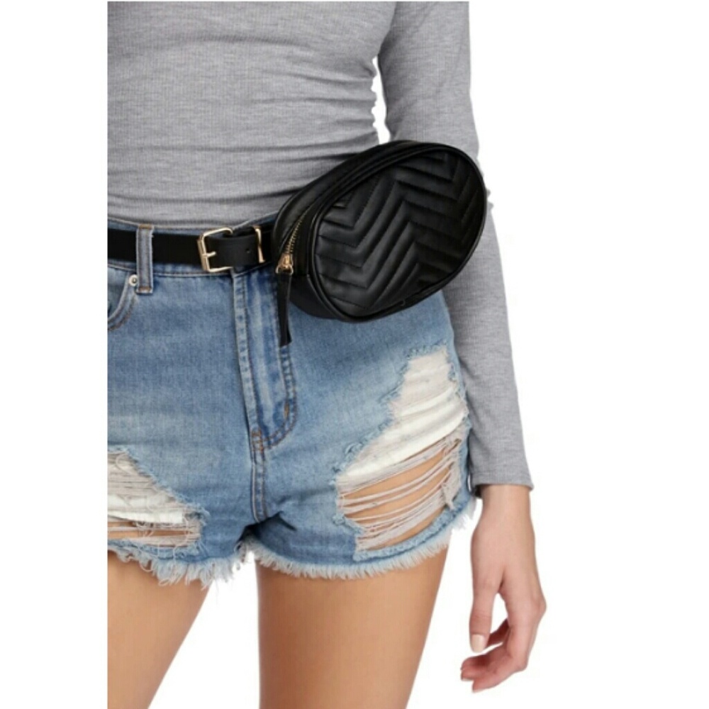 NWOT Chevron Quilted Fanny Pack Belt Bag